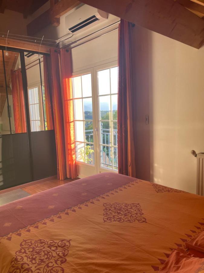 Les Gites De La Maison Bleue D'Estialescq Exteriér fotografie